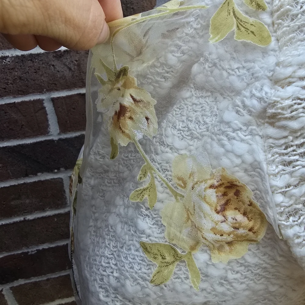 Forever 21 White Yellow Floral Textured Zip Cardigan Sweater Women’s Size XS
